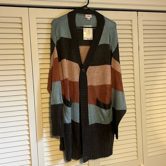 Lularoe Large Lucille cardigan - Picture 1 of 3